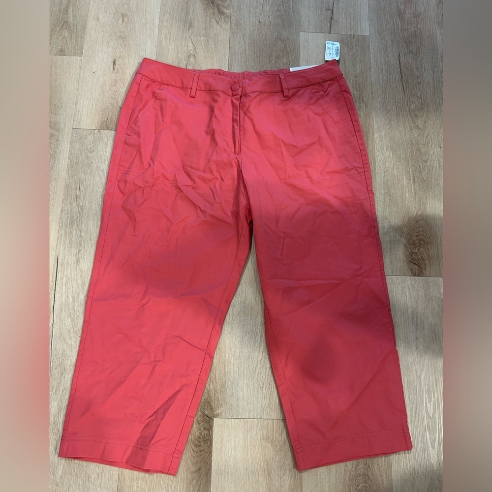 NWT Christopher & Banks Perfect Pant High Rise Cropped size 16